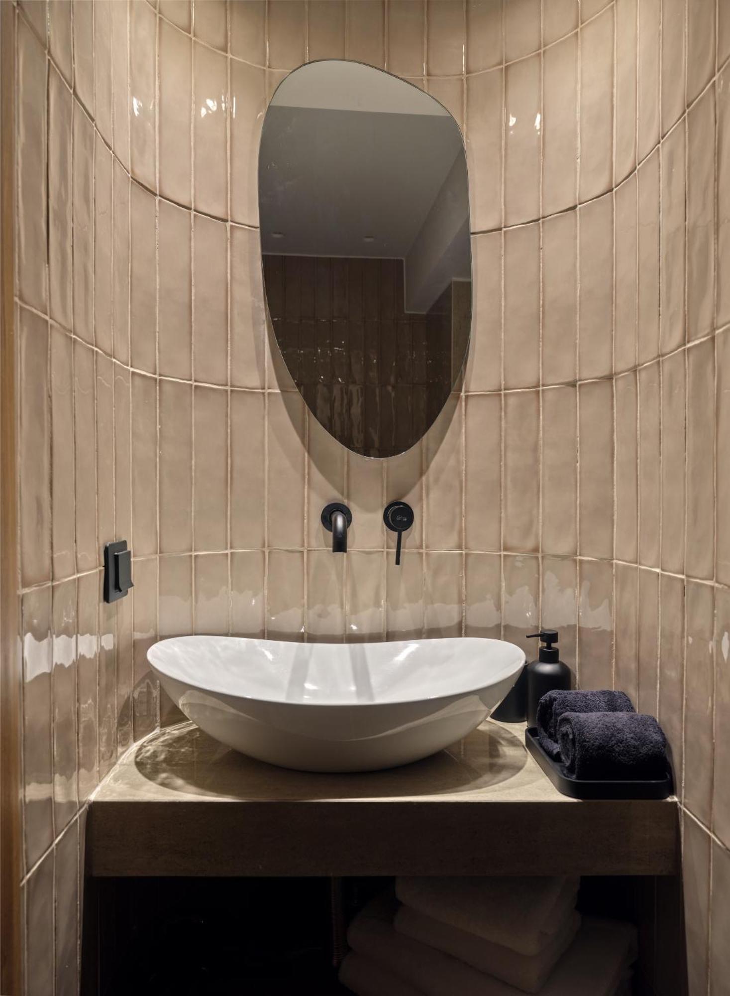 Haya Athens Loftie Suites Eksteriør bilde